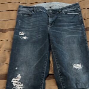 Beautiful White House, Black market skinny jeans with detail of sequins